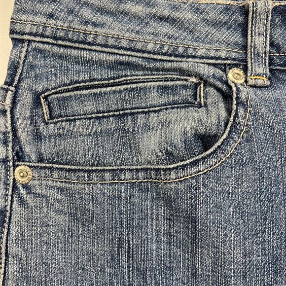 Chico's Platinum Marquis Jean High Rise Fade Wash Stretch Size 10S (Chico's 1.5) - Picture 7 of 11